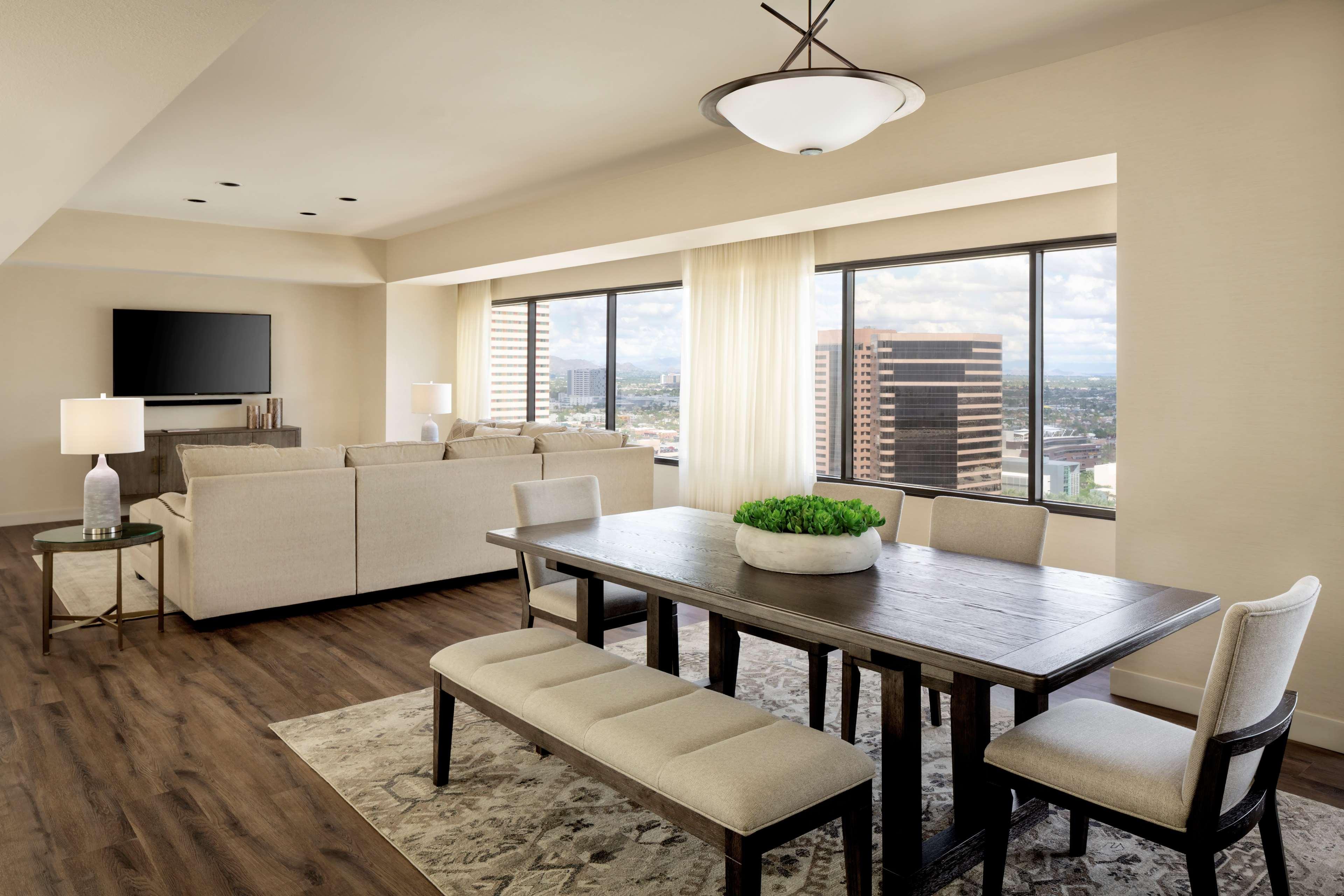 Hyatt Regency Phoenix Downtown - No Destination Fees Ngoại thất bức ảnh