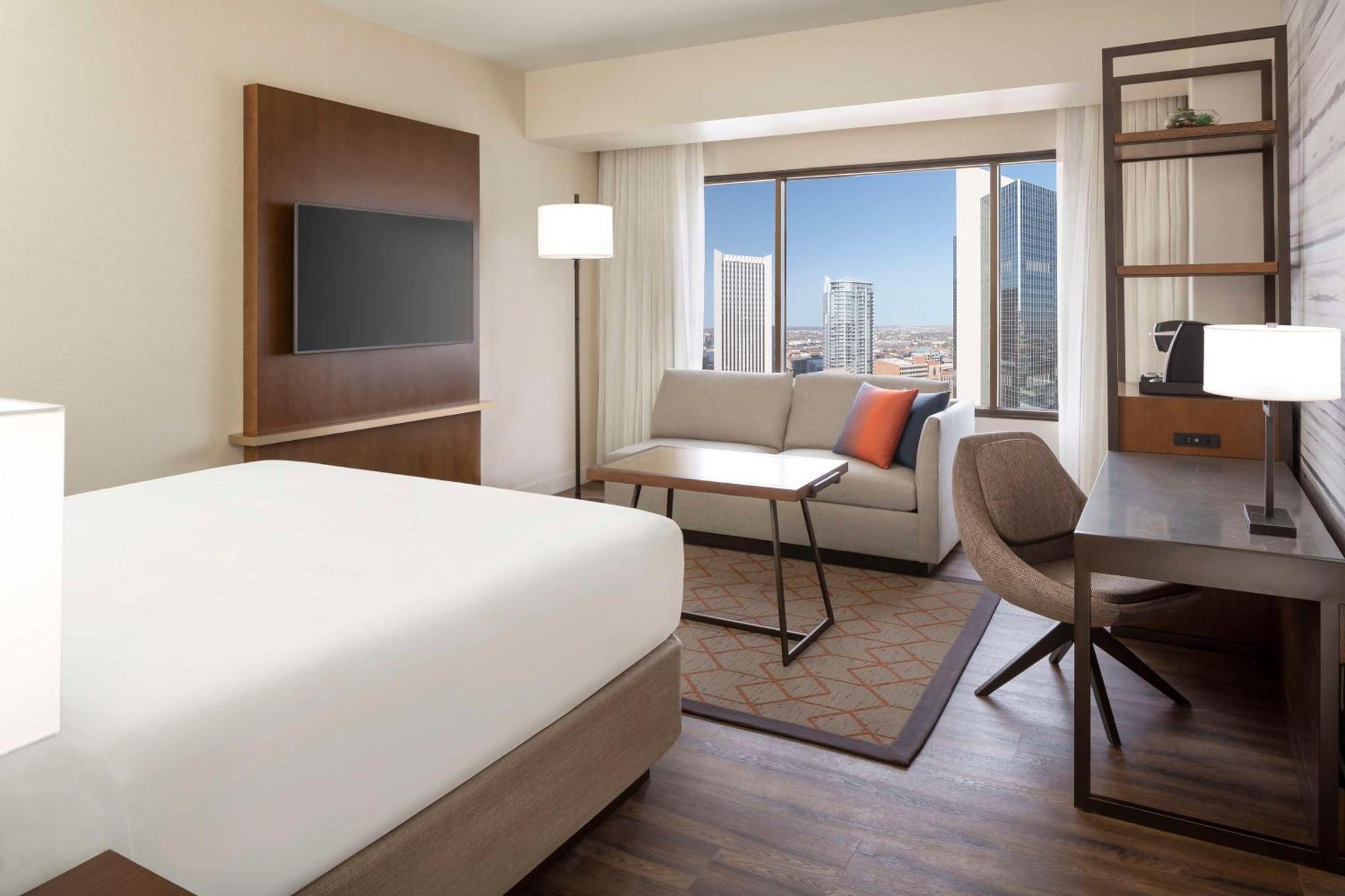 Hyatt Regency Phoenix Downtown - No Destination Fees Ngoại thất bức ảnh